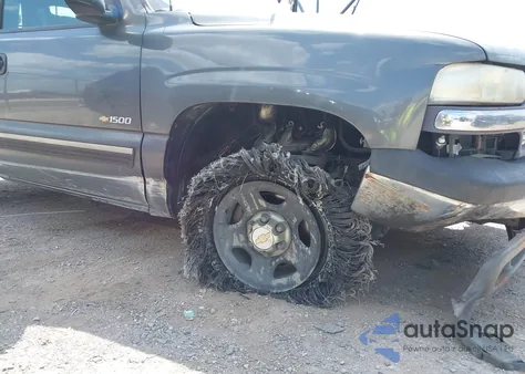 2002 Chevrolet Silverado 1500 из США, поврежденный, VIN 1GCEC14W22Z212172